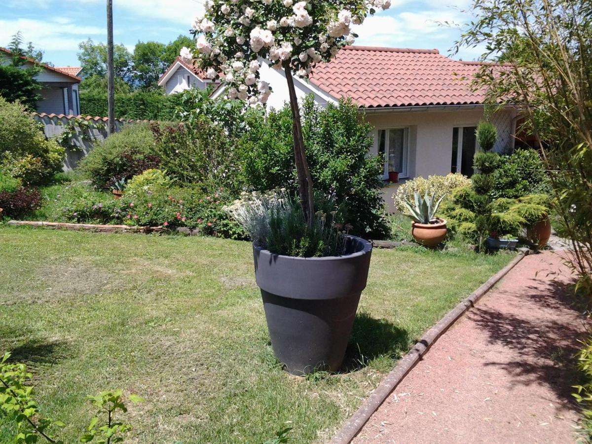 Bed and Breakfast Erable Pourpre Saint-Georges-Haute-Ville Экстерьер фото